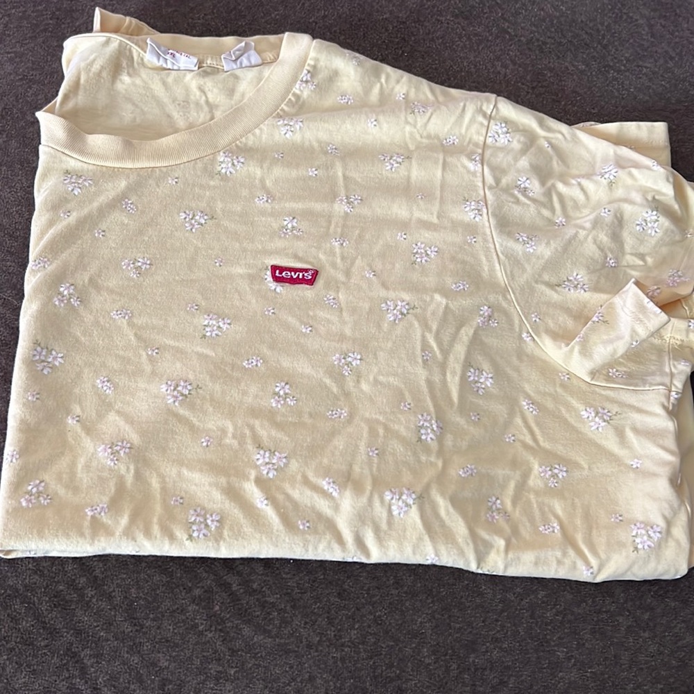 Levi’s yellow flora shirt